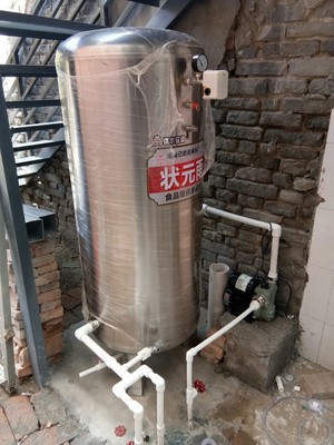 农村自建房一口水井,一台无塔供水压力罐能搭建自己的自来水系统